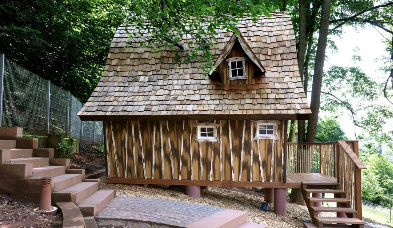 Lodge Hexenhaeuschen Am Waldrand Annweiler am Trifels